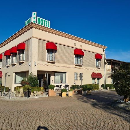 Hotel Lenotel Εξωτερικό φωτογραφία