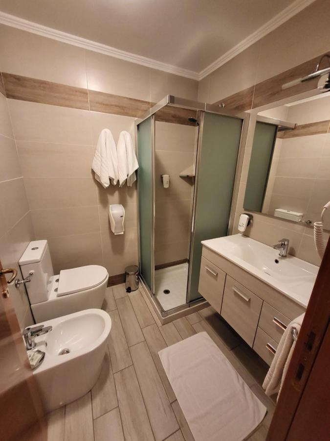 Hotel Lenotel Εξωτερικό φωτογραφία