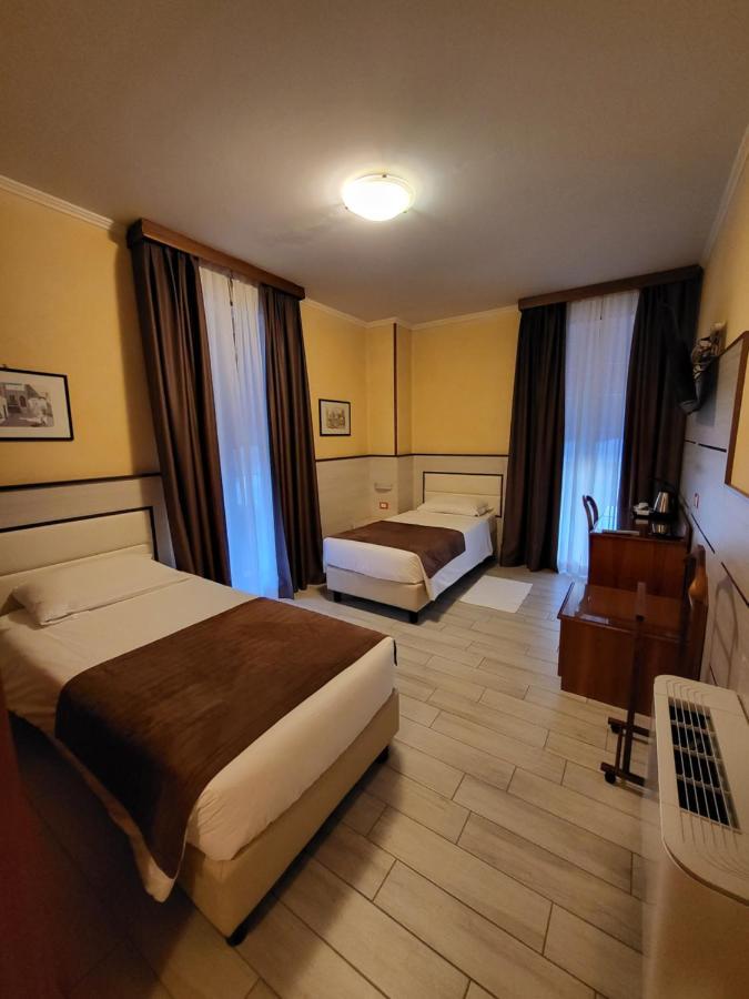 Hotel Lenotel Εξωτερικό φωτογραφία