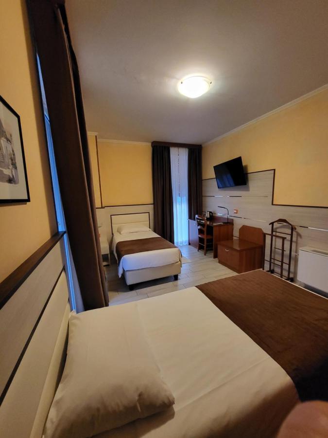 Hotel Lenotel Εξωτερικό φωτογραφία