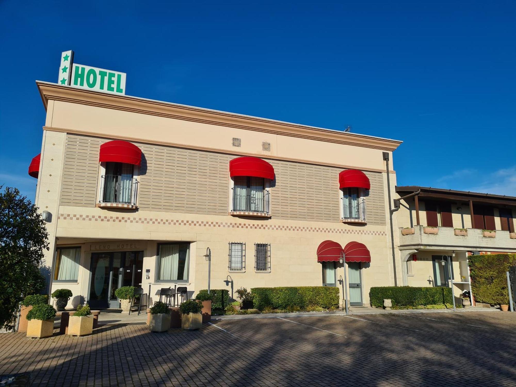 Hotel Lenotel Εξωτερικό φωτογραφία